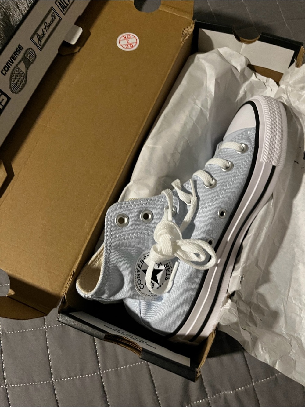 Converse 5.5 Woman’s Chuck Taylor All Star High Top Sneakers - Light Blue